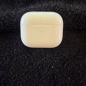 Apple White Earbud Headphones